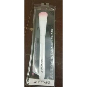 Wet n Wild Foundation‎ Brush
